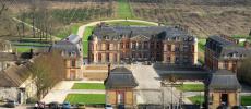 Франция - Дворец Дампьер - (Le chateau de Dampierre ) - фото