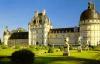 Валансэ - очень старинный замок Франции