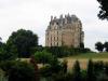 Замок Бриссак - (Chateau de Brissac) - это было аскетичное сооружение
