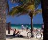 Известный курорт Форт Лодердейл - Fort Lauderdale - чистые воды побережья