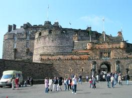 Эдинбургский Замок - в самом центре города