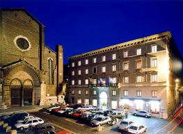 Отель Due Torri Hotel Baglioni