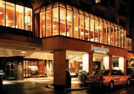 Отель Jumeirah Carlton Tower