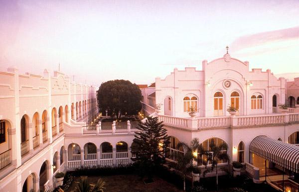 Отель Mandarin Oriental Majapahit, фото