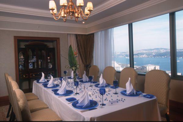 Стамбул Отель The Ritz-Carlton Istanbul