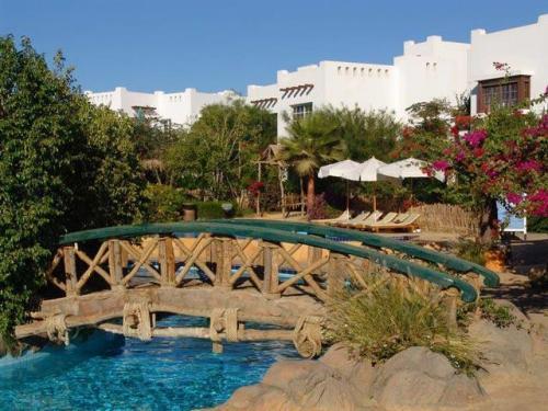 Шарм-Эль-Шейх Отель Delta Sharm Resort & Spa