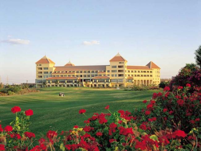 Каир Отель HILTON PYRAMIDS GOLF