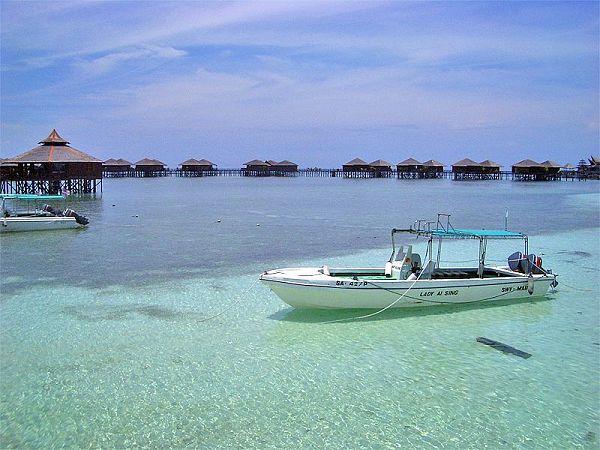 Sipadan Water Village отель