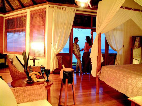 Отель Coco Palm Resort Bodu Hithi 