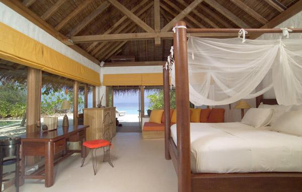 Отель Soneva Fushi Resort & Six Senses Spa