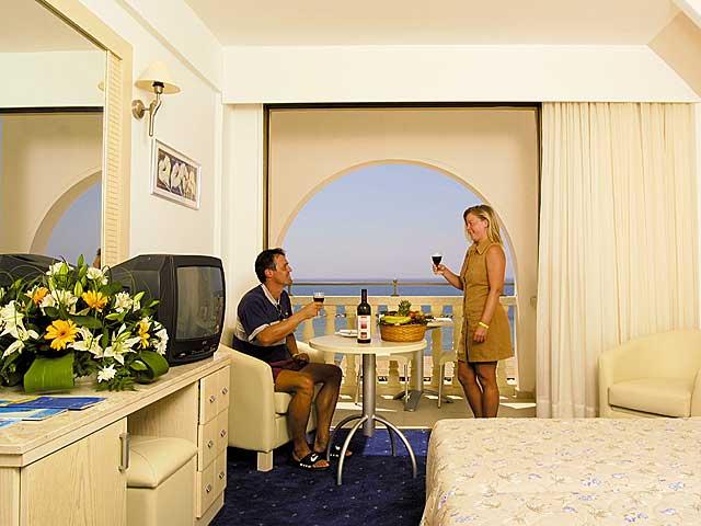 Кипр Отель Princess Beach - фото