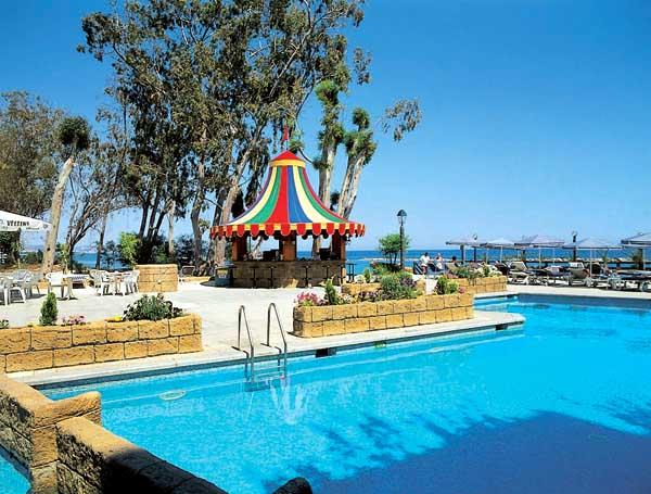 Кипр Лимассол - Отель Crusader Beach - фото