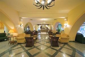 Кипр - Лимассол - Отель Golden Arches - фото