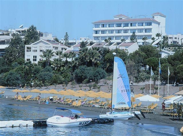 Кипр Лимассол - Отель King Richard Beach - фото