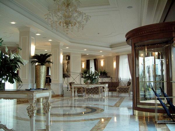 Милан Отель Grand Hotel Visconti Palace - фото
