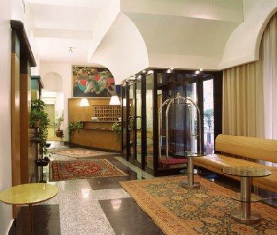 Милан Отель SANPI - фото