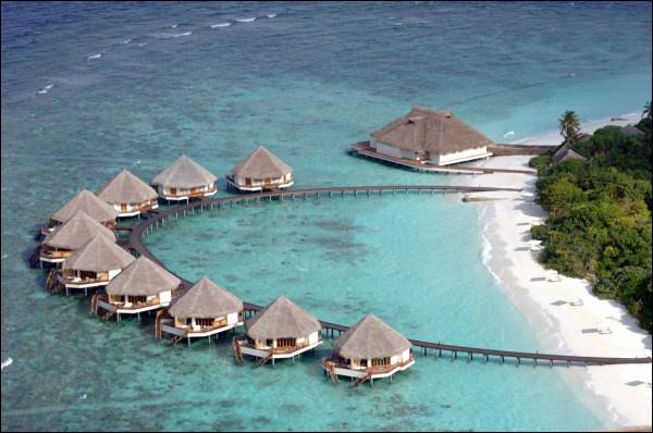 Мальдивы: Отель Meedhupparu Water Villas