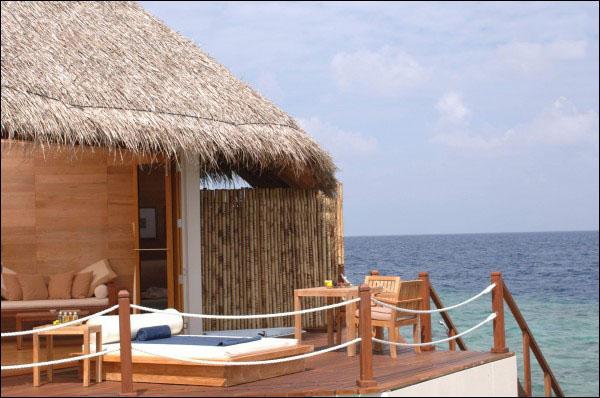 Мальдивы: Отель Meedhupparu Water Villas 
