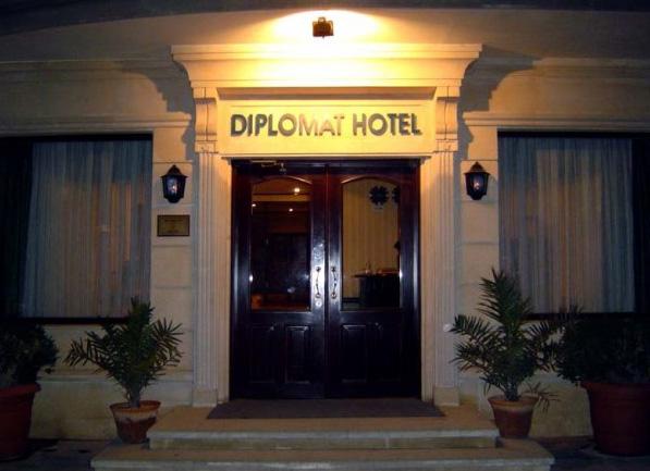 Баку - Отель Diplomat - фото