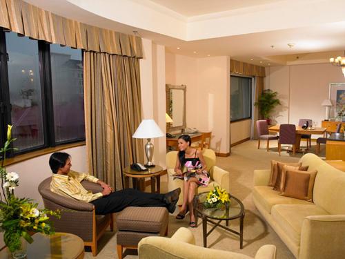 Вьетнам - Сайгон Отель Caravelle Hotel