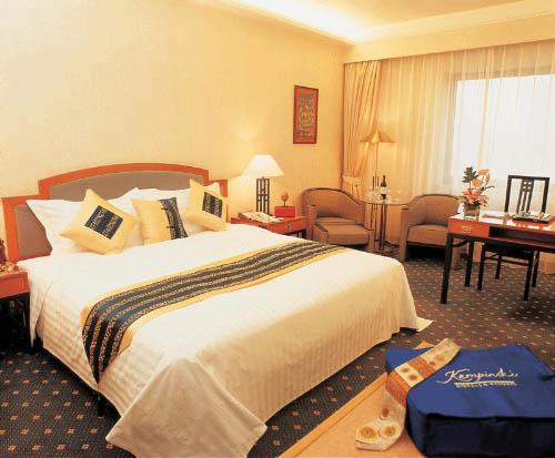 Отель Kempinski Hotel Beijing Lufthansa Center