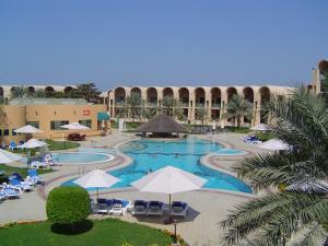 Отель Golden Tulip Al Jazira Hotel & Resort