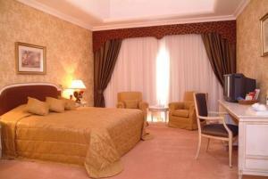 Отель Golden Tulip Al Jazira Hotel & Resort