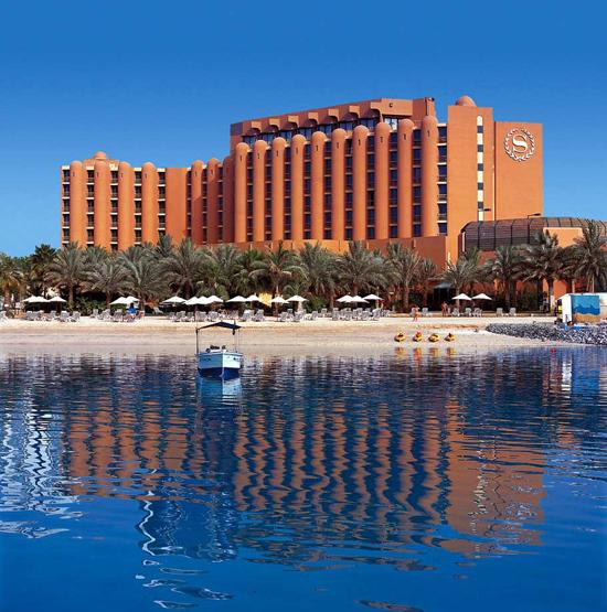 Отель Sheraton Abu Dhabi Resort & Towers