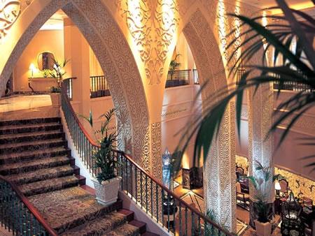 Отель Sheraton Abu Dhabi Resort & Towers