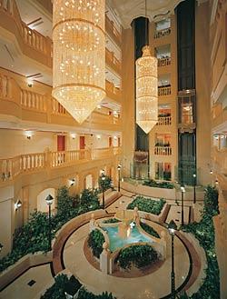 Дубаи - Отель METROPOLITAN PALACE