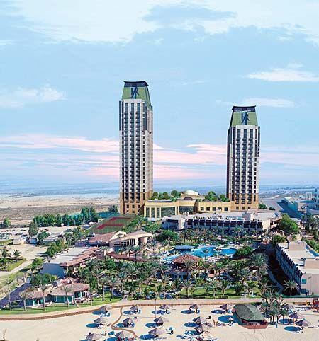 Дубаи - Отель Habtoor Grand Resort & Spa