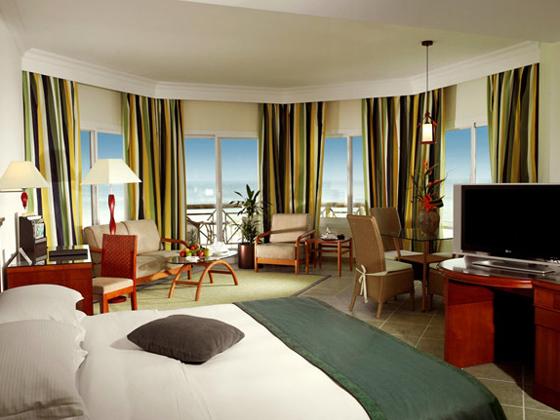 Фуджейра - Отель Fujairah Rotana Resort
