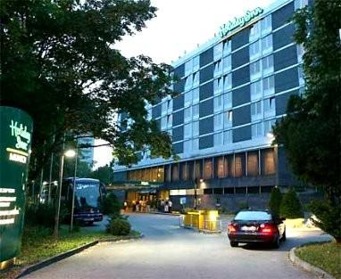 Мюнхен - Отель HOLIDAY INN MUNICH