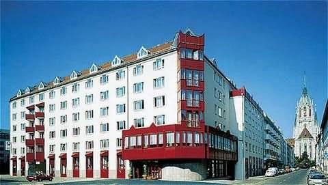 Отель Tryp Hotel Munich