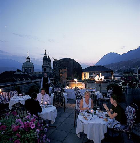 Отель Romantikhotel Sсhwarzer Adler Innsbruck
