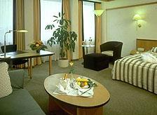 Кельн - Отель CROWNE PLAZA COLOGNE CITY CENTRE 