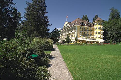 Гштаад - Отель Grand Hotel Bellevue