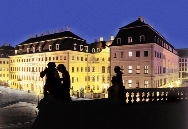 Дрезден - Отель Taschenbergpalais Kempenski