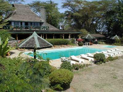 Бассейн отеля Lake Nakuru Lodge