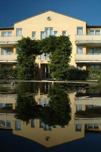 Дрезден - Отель STEIGENBERGER PARKHOTEL DRESDEN RADEBEUL 