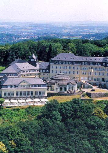 Бонн - Оель Steigenberger Grandhotel Petersberg