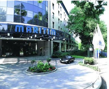 Отели Бремена - Отель MARITIM HOTEL BREMEN