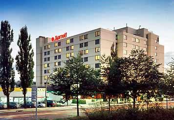 Штутгарт - Отель Stuttgart Marriott Hotel Sindelfingen