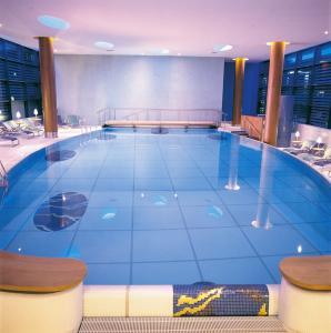 Отели в Эдинбурге - Отель Sheraton Grand Hotel & Spa 