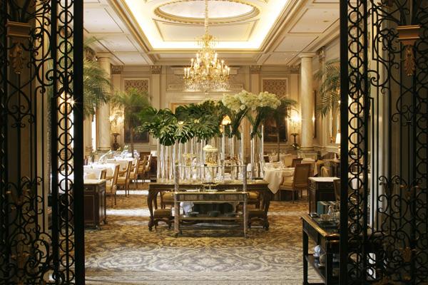 Париж отели - Отель Four Seasons George V Paris