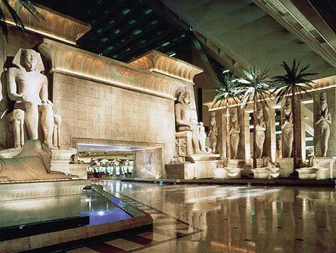 Отель Luxor Hotel & Casino - фото