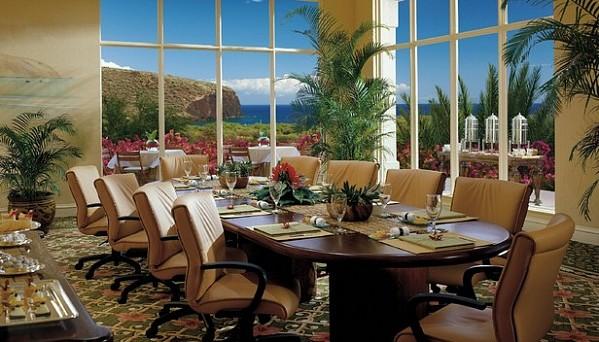 Отель Four Seasons Resort Lanai, The Lodge at Koele