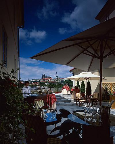 Отели в Праге - Отель Four Seasons Hotel Prague - фото