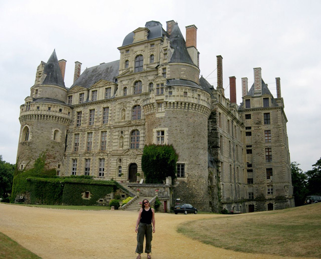 Замок Бриссак - (Chateau de Brissac) - фото