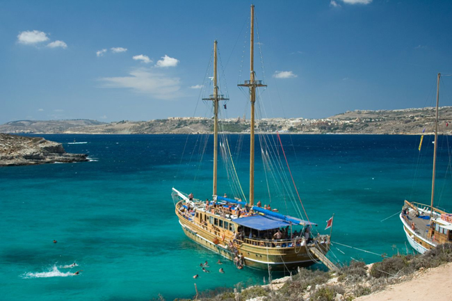 Комино - остров Мальты - фото